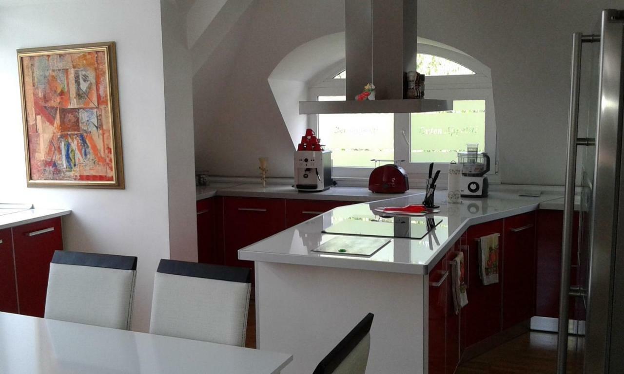 Apartment Sagittarius Kyustendil Bagian luar foto